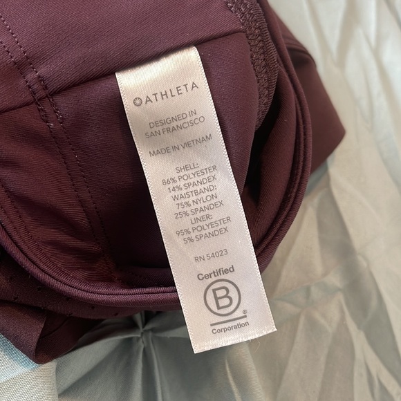 Athleta Run With It Short Agate Purple - Picture 3 of 10